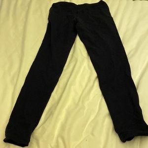 Small black leggings!